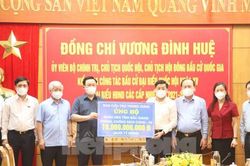 Chủ tịch Quốc hội: Tập trung nguồn lực, ưu tiên vắc xin cho Bắc Giang chống dịch