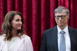 CEO Microsoft lên tiếng về mối quan hệ giữa tỷ phú Bill Gates và nhân viên