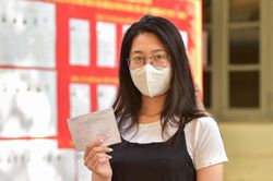 Lần đầu bỏ phiếu của các sinh viên đại học ở Hà Nội
