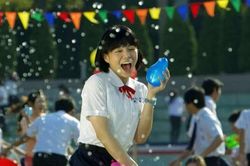 Bài dự thi 'Ký ức mùa Hè của tôi': Những bong bóng mùa Hè rơi xuống thanh xuân chúng mình
