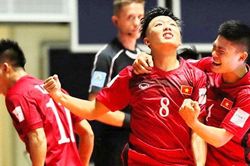 Kết quả bóng đá 23/5, sáng 24/5: Liverpool, Chelsea cùng dự C1. Milan, Juventus chung vui