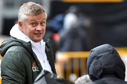 Chuyển nhượng 24/5: Solskjaer hé lộ kế hoạch mua sắm. Wijnaldum chia tay Liverpool