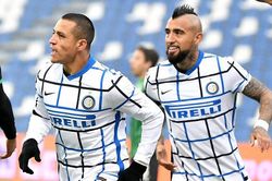 Inter Milan hậu Scudetto: 'Công trường' sau buổi đại tiệc