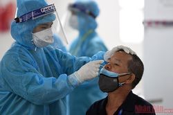 Trưa 24-5: 33 ca Covid-19 mới, hầu hết ở Bắc Giang