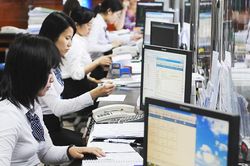 Lãi suất liên ngân hàng tăng cao