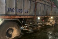 Xe tải tông xe máy khiến 1 người chết, 1 người bị 'kéo lê' 20 km... thoát chết