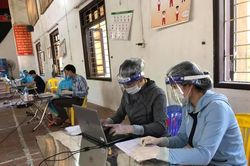 Hà Nội khẩn tìm những người từng đến 9 địa điểm sau