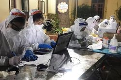 Tâm sự của người phụ nữ có chồng đi chống dịch '4 mùa'