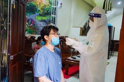 Hà Nội: Xét nghiệm 31 F1 liên quan 2 bệnh nhân Covid-19 tại ngõ 47 Khương Trung, quận Thanh Xuân