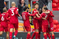 Liverpool: Kết cục có hậu cho một mùa giải dông bão