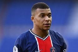 Chuyển nhượng cầu thủ: Đồn đoán Mbappe đạt thỏa thuận với Real Madrid; Barca thuyết phục Messi; fan ủng hộ Chelsea 'giải cứu' Eden Hazard