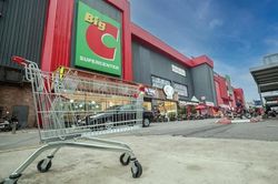 Không có chuyện người Ấn Độ phun ra máu trong Big C Thăng Long