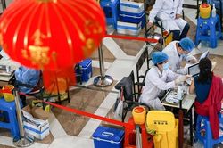 Trung Quốc bác tin nhà nghiên cứu Vũ Hán nhập viện trước khi COVID-19 bùng phát