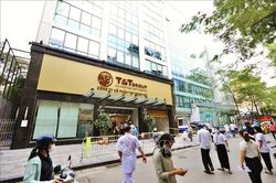 Hà Nội thông tin về 10 ca mắc mới COVID-19 từ các ổ dịch phức tạp