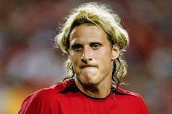 Diego Forlan cảnh báo MU trước chung kết Europa League
