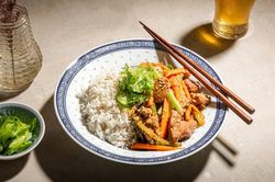 Công thức làm thịt xào cà rốt ấm bụng ngày mưa