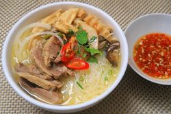 Cách nấu bún măng vịt hấp dẫn cho cả nhà