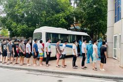 Tuyên Quang: Trả 18 người nhập cảnh trái phép về Trung Quốc