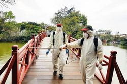 Hà Nội yêu cầu cán bộ, người lao động rời thành phố phải được sự đồng ý của thủ trưởng đơn vị