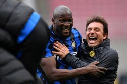 HLV Conte rời 'ghế nóng' Inter Milan trong 48 giờ tới