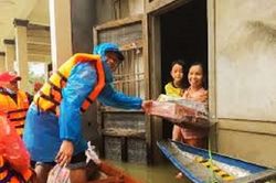 Lùm xùm chuyện tiền từ thiện 'chậm trễ' - xin đừng bao biện