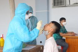 Hà Nội phát hiện thêm 5 ca dương tính với SARS-CoV-2