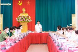 Ban Thường vụ Tỉnh ủy Nghệ An cho ý kiến về công tác tinh giản biên chế, sắp xếp tổ chức bộ máy