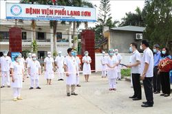Dỡ bỏ phong tỏa Bệnh viện Phổi Lạng Sơn
