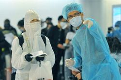 Thêm 5 trường hợp dương tính với SARS-CoV-2 ở Hà Nội