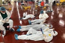 Anh sẽ về nhưng không phải hôm nay