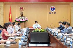 Nỗ lực đàm phán để tiếp cận các nguồn vaccine phòng Covid-19