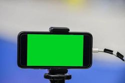 Lập nhóm chat, livestream để chia sẻ nội dung vi phạm pháp luật sẽ bị xử lý nghiêm