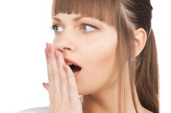 2 công thức chữa hôi miệng bạn cần nhớ