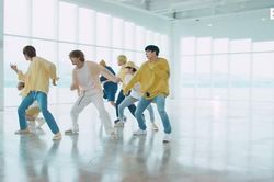 BTS gây sốt khi tung bản hit 'Butter' phiên bản đặc biệt