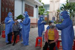 Tỷ lệ lây nhiễm COVID-19 tại TP Hồ Chí Minh là 13 ca/triệu dân, ở mức báo động