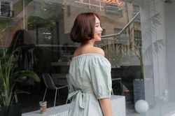 Cô nàng vai thô hãy nhớ cách kết hợp thời trang này