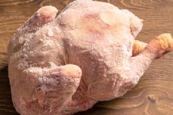 Bạn đã rã đông thịt gà đúng cách?