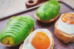 Bữa sáng đủ chất khi làm việc ở nhà mùa dịch