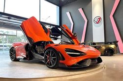 McLaren 765LT hơn 33 tỷ mới về Việt Nam có trang bị siêu độc