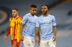 Man City đem cả Sterling lẫn Jesus ra làm 'mồi nhử' lấy Kane