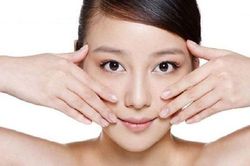 'Bật mí' 3 mẹo rửa mặt giúp da mịn màng trắng sáng