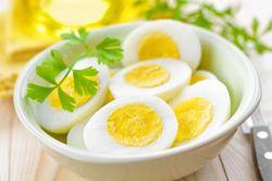 Những món ăn giúp chị em sau 40 tuổi ngăn ngừa lão hóa
