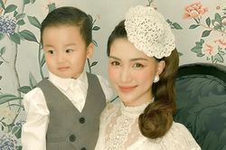 Tung ảnh concept cực sang chảnh cùng bé Bo, Hòa Minzy liệu đang 'ủ mưu' cho con trai đóng MV mới?