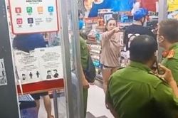 TPHCM: Người phụ nữ 'quậy tưng' vì bị nhắc đeo khẩu trang bị phạt nghiêm
