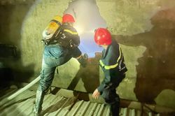Vợ chết, chồng và con bị thương trong đám cháy ở TP.HCM