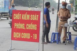Đồng Nai: Phát hiện 2 xe khách chở vượt số người quy định trong mùa dịch Covid-19