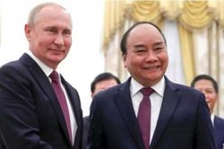 Việt Nam đề nghị Nga cho ưu tiên tiếp cận nguồn vắc-xin