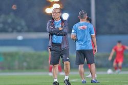 Tuyển Việt Nam: Thầy Park với mối lo hàng thủ