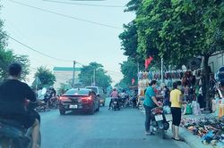 Nỗi lo chợ cóc ngoại thành 'mùa Covid'