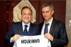 Real Madrid mời Mourinho trước khi bổ nhiệm Ancelotti